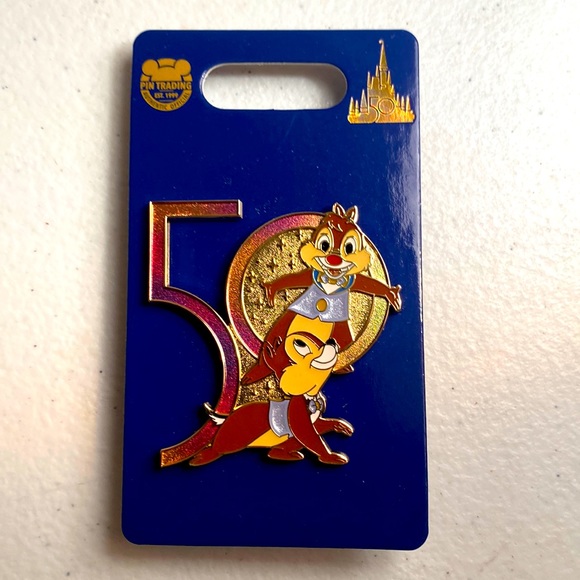 NEW 2021 Disney Collectible 50th anniversary trading pin with Chip & Dale - Picture 1 of 3